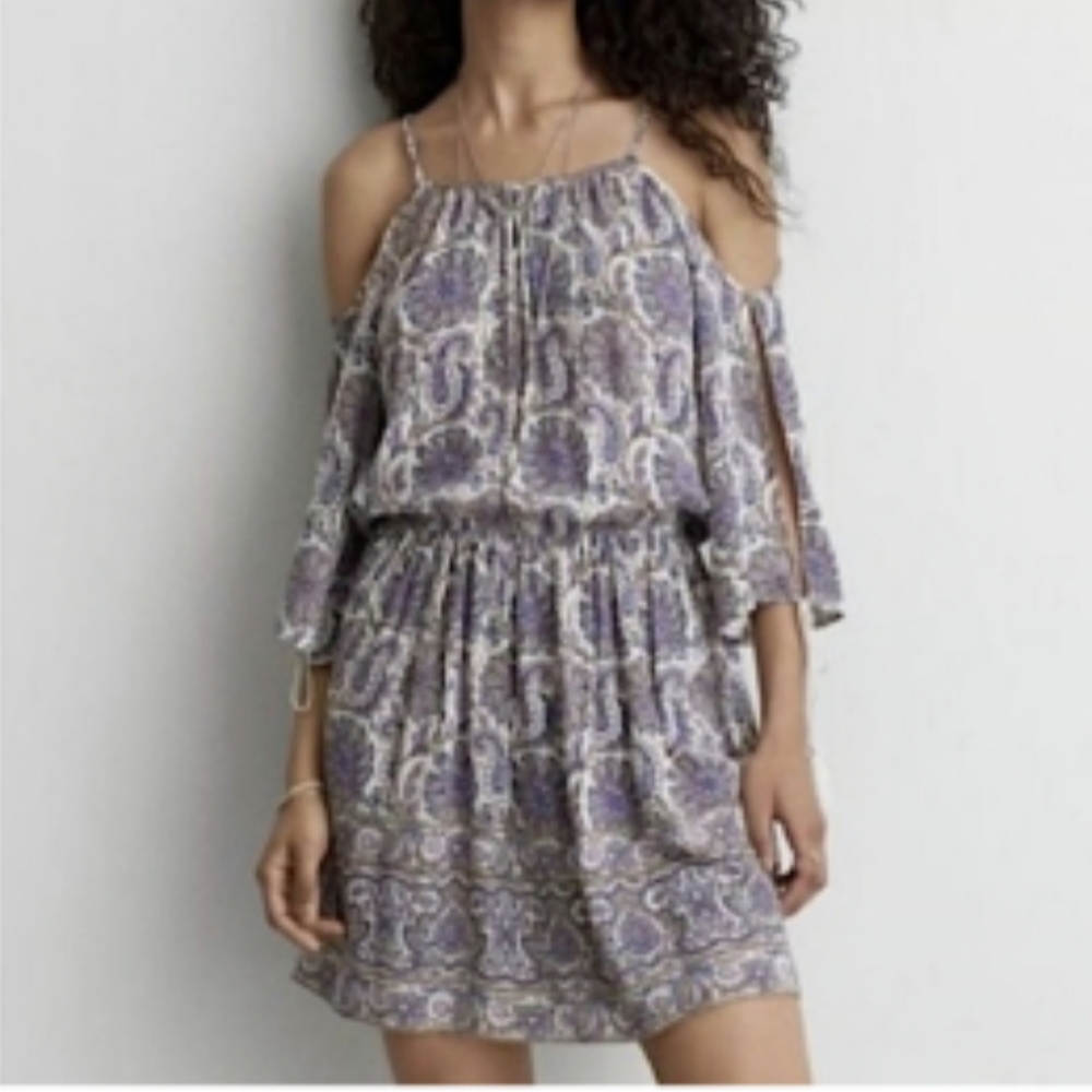 American Eagle Outfitters Gray & Blue Cold Shoulder Ruffled Mini Sundress Small